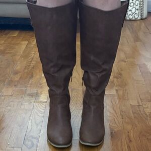 Life Stride Brown Riding Equestrian Knee High Wide Calf Boots